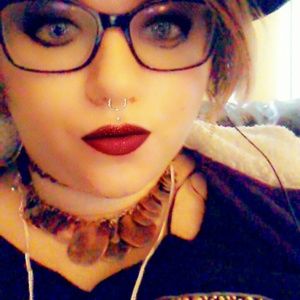 Meet your Posher, Crystal